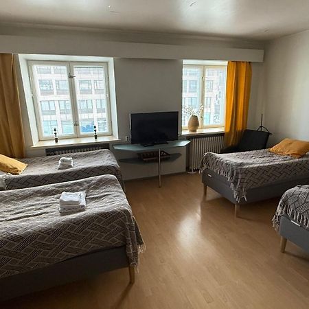 Lentaevae Kalakukko -Veturi B&B Kuopio Extérieur photo