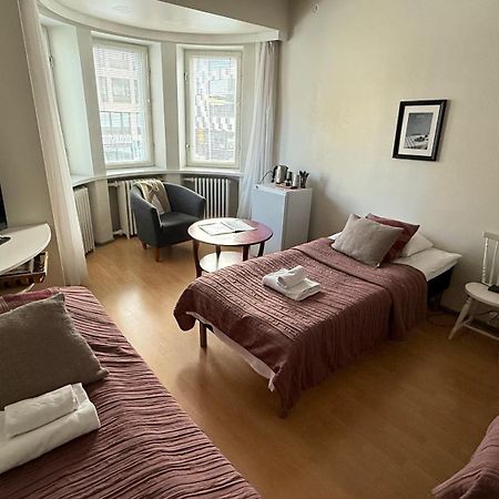 Lentaevae Kalakukko -Veturi B&B Kuopio Extérieur photo