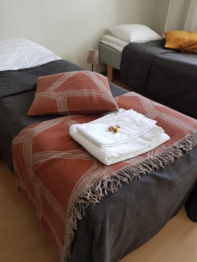 Lentaevae Kalakukko -Veturi B&B Kuopio Extérieur photo